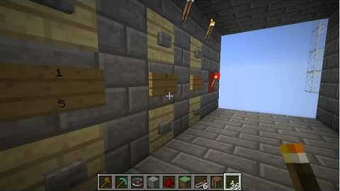 Minecraft combination lock circuit