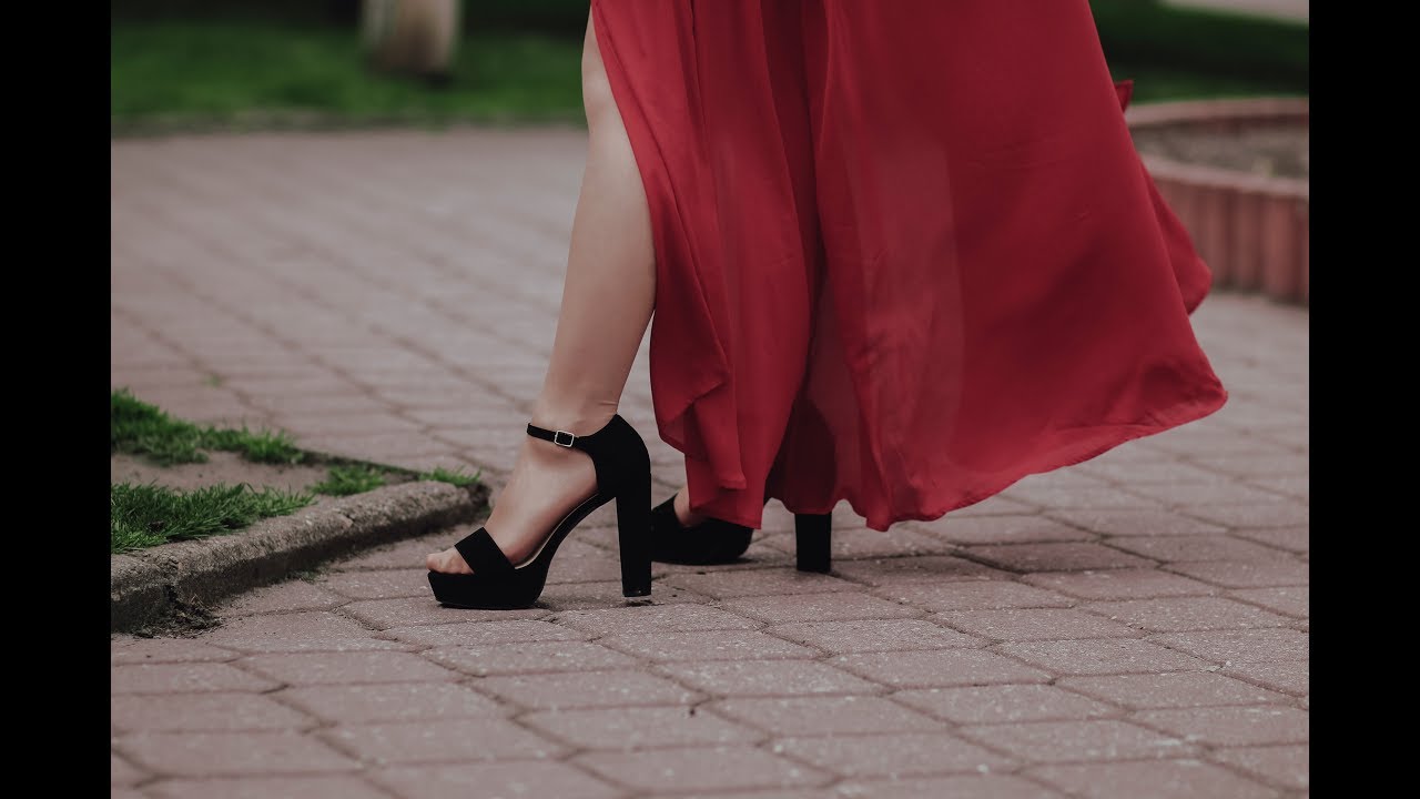 LOOKBOOK | CZERWIEŃ | DŁUGA SUKIENKA