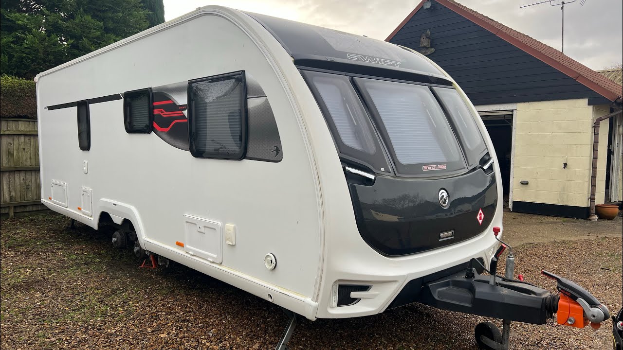 A Day In The Life Of A Mobile Caravan Engineer! Vlog 3