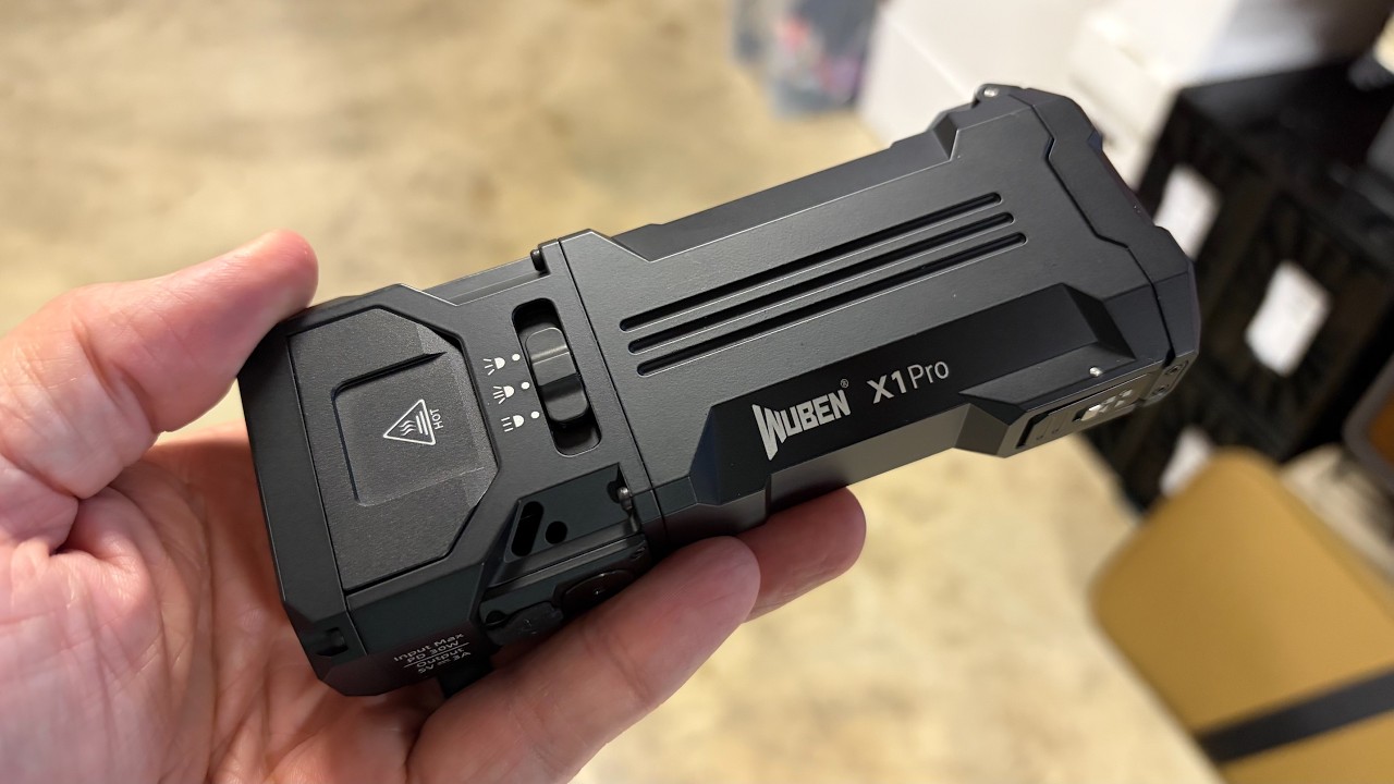 A Light this Powerful Should be ILLEGAL • Wuben X1 Pro - YouTube