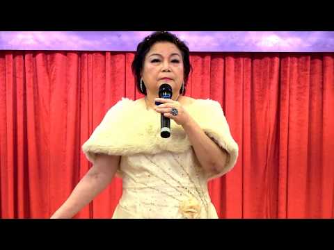 女聲獨唱《女神》演唱者：黃秀英