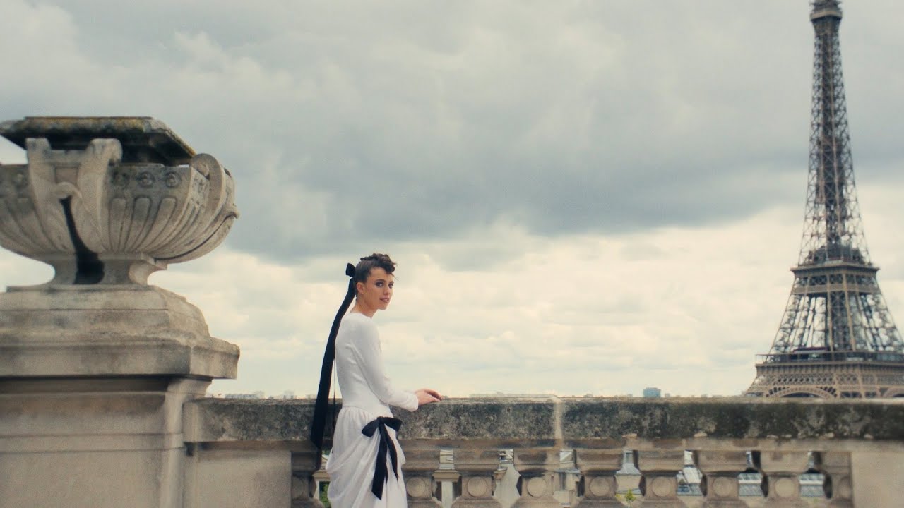 Sofia Coppola arrives for the Chanel Haute Couture Fall/Winter