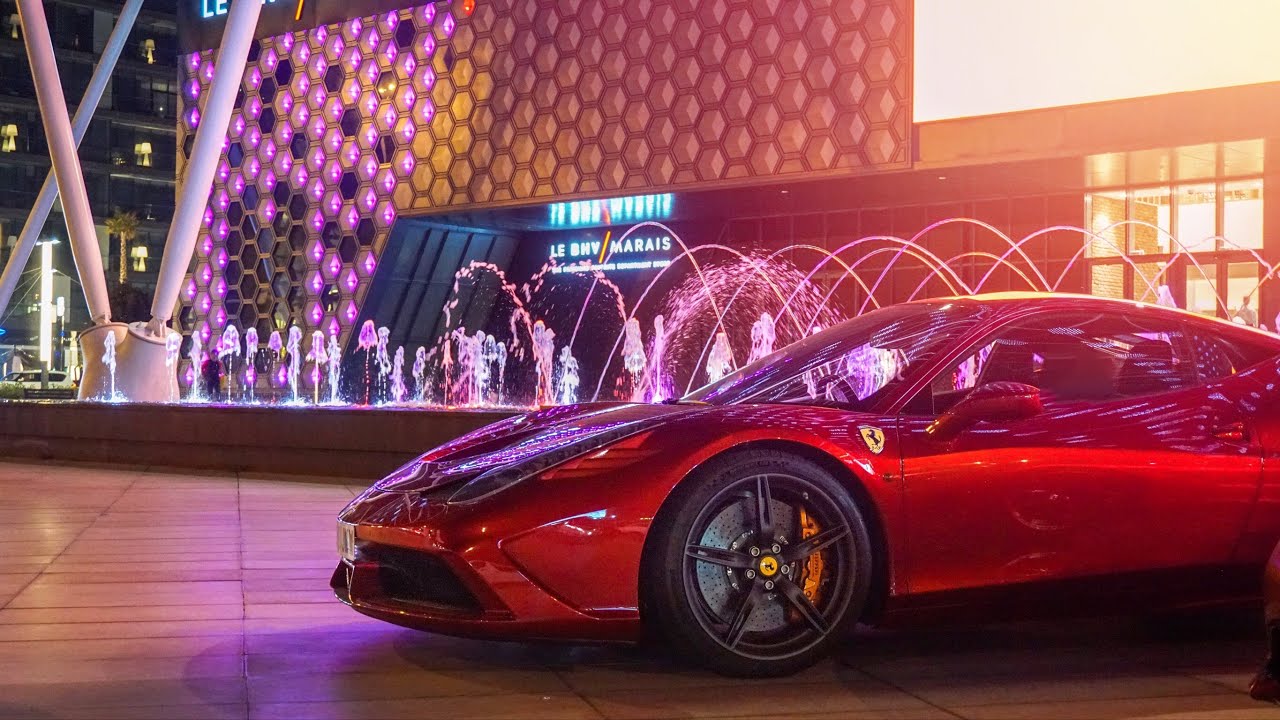 Driving The Ferrari 458 Speciale INSIDE Dubai Mall!