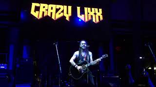 Miniatura de "Crazy Lixx - If It's Love (Live in Moscow)"