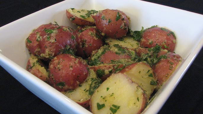 Easy Oven roasted baby red potatoes - Natasha's Kitchen