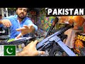 Pakistan  do not dare to film in this gun market 