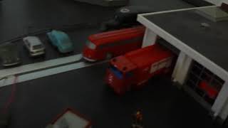 Der Feuerwehr Zug und ein Einsatz in h0 von Märklin