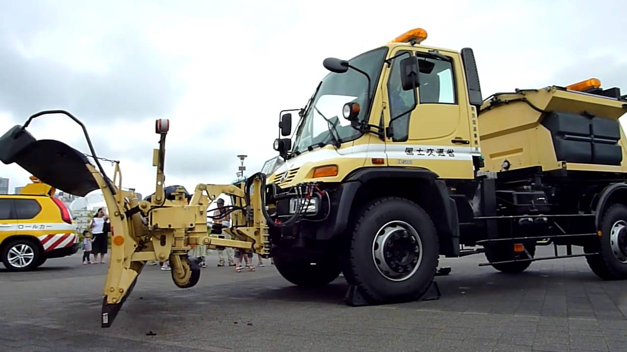 【未開封、未使用】シュコー製ベンツウニモグ 除雪プラウ付き 1/43 未開封、未使用】シュコー製ベンツウニモグ 除雪プラウ付き 1/43 2025