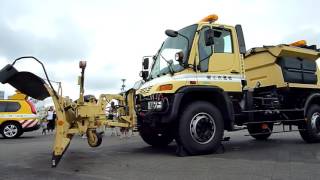 国交省が保有する新型の除雪・多目的作業車「ウニモグ」 The New