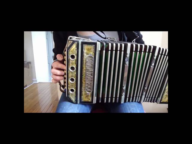 401 - Gold Green Pearl Queen Concertina LM $1295 - YouTube