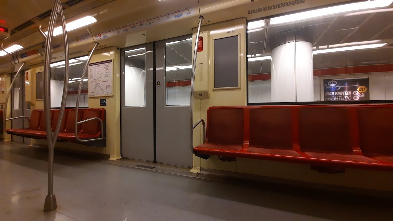 Utazás az M2-es metróval