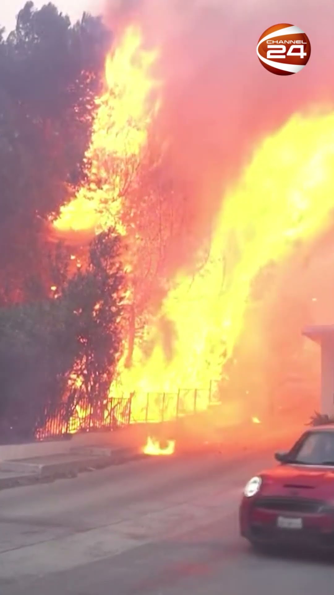 ধনীদের বসতবাড়ি আজ ধ্বংসস্তূপ! #Losangelesfire #Wildfire #Channel24