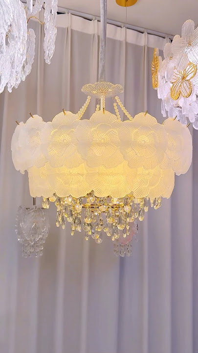 #bespokelighting #light #lightingsolutions #home #chandelier #interiordesign #interior #homedecor