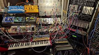 ♫ Jamming With a Bunch of Synths ♫ ----- (192)