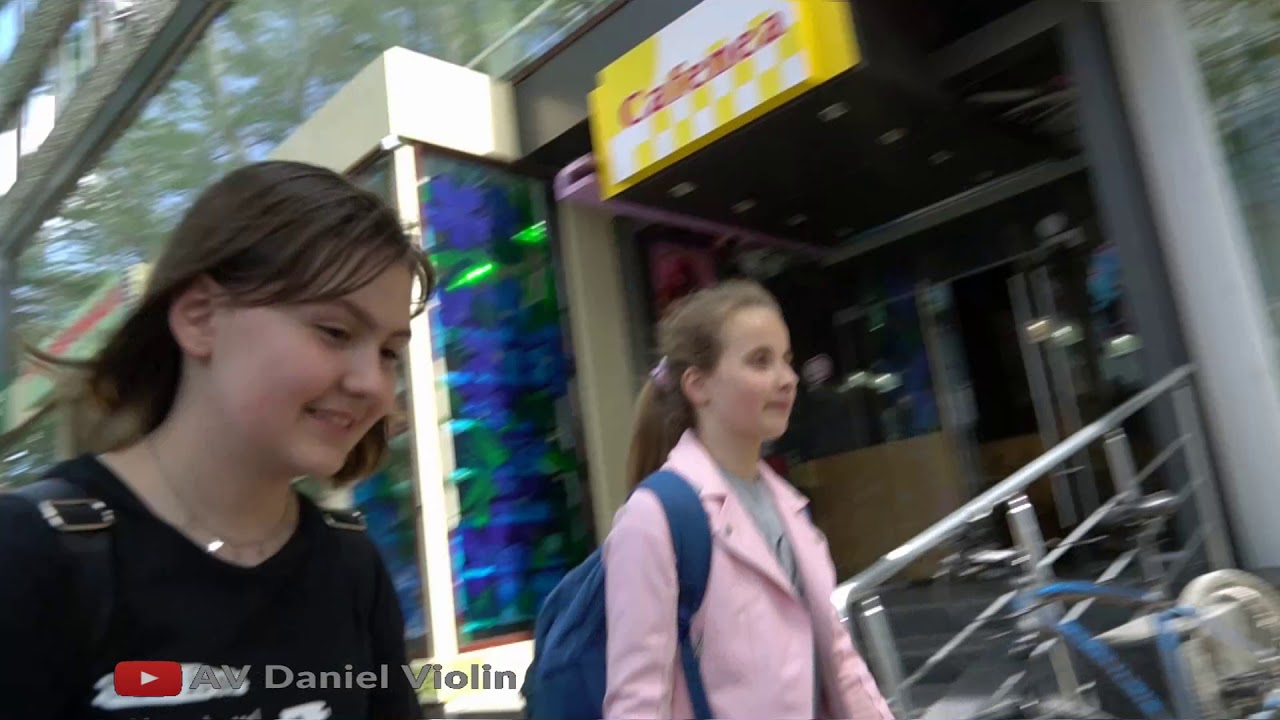 Beautiful People in Moldova美女如云的摩尔多瓦，必看！