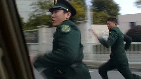 China security officers chase CNN crew - DayDayNews