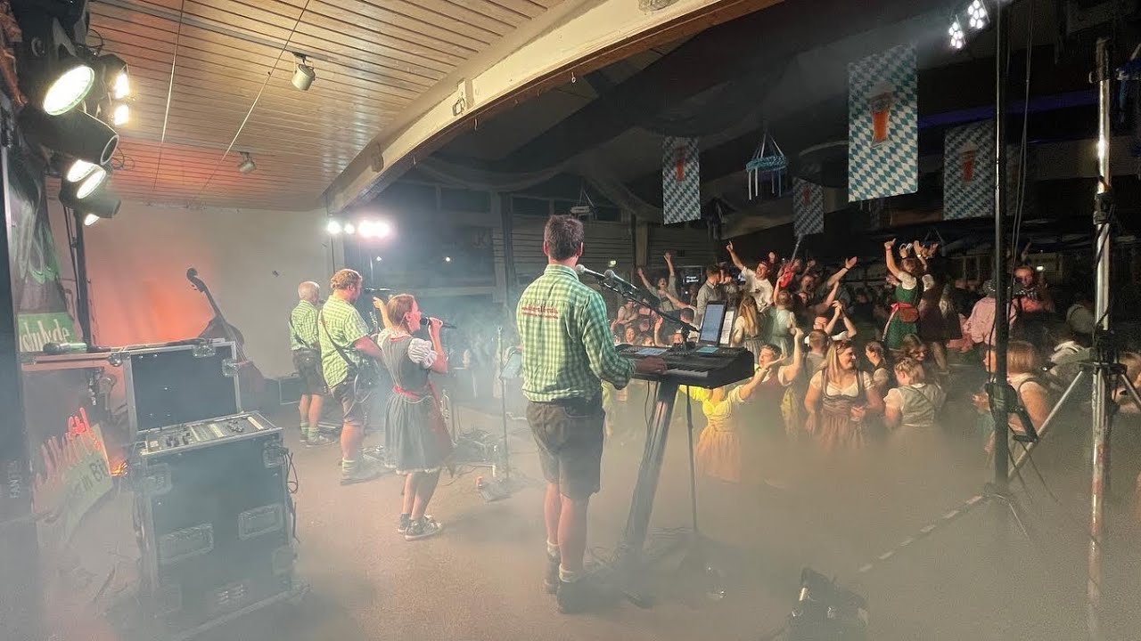 Oktoberfest-Tour 2022 | die Lausbuba | Dorlar