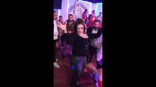 رقص مصرى الرقاصه جسمها جامد موت وصدرها ملبن موت جديد 2019