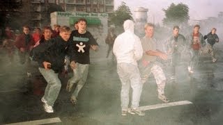 20 Jahre Rostock-Lichtenhagen Brandsätze Gegen Asylbewerber Der Spiegel