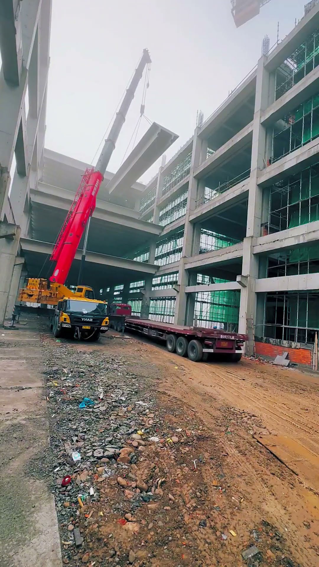 Integrated roof lifting process- Good tools and machinery make work easy