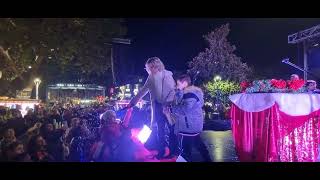 Άναμα Χριστουγενιατικου Δέντρου Στην Πλατεία Λαγκαδά