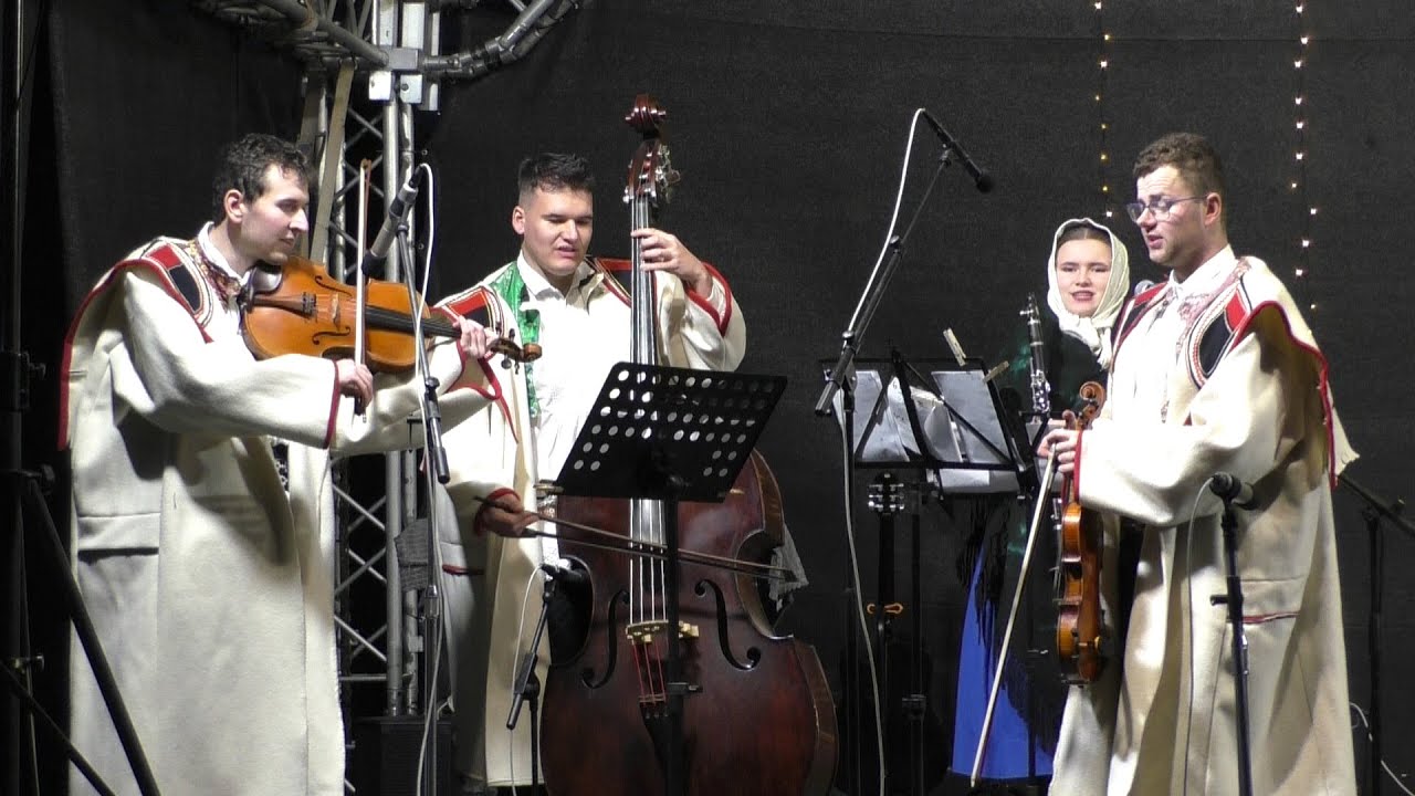 Advent ve Strážnici - koledy s CM Rozsocháč