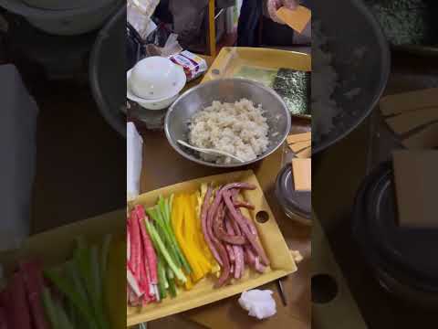 Что готовит с утра моя корейская свекровь? Сытный кимпаб #катякорея #жизньвкорее