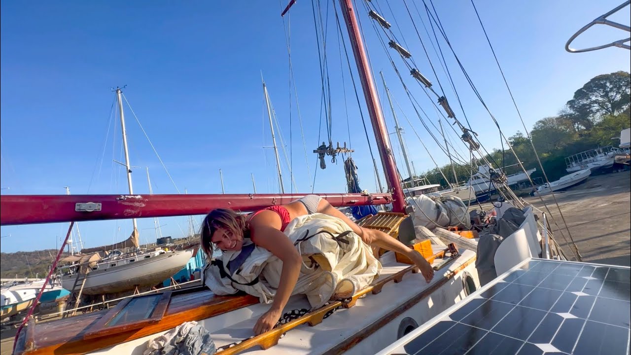 S1 E31 Taking down the sails (Dominican Republic)