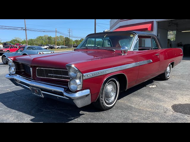 1963 Pontiac Bonneville - Walk Around & Start Up - YouTube