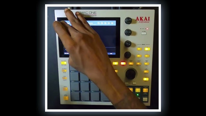 AKAI Professional MPC One Retro Edition