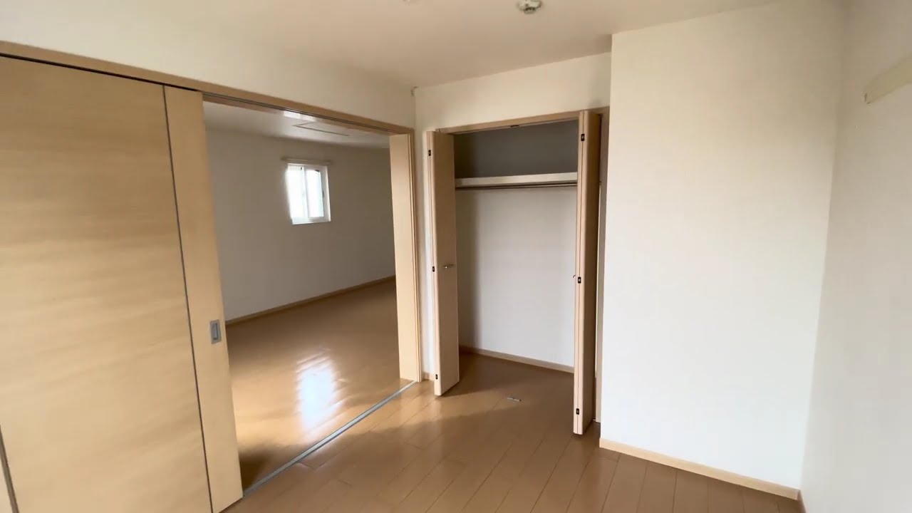 グランＳフィールドⅢ　201号室　函館市西桔梗町８３８－９