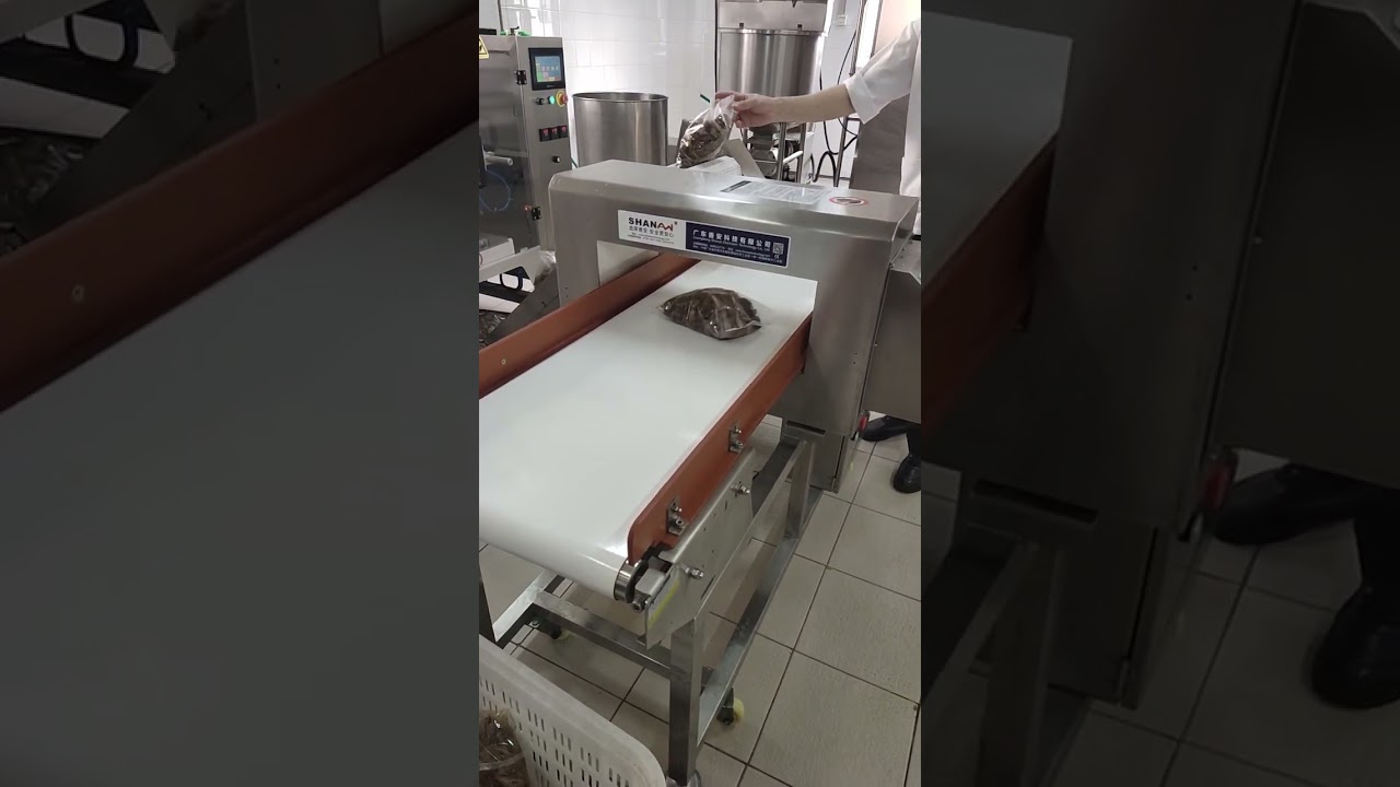 Economical Industrial Metal Detector Conveyor Belt Contaminant Detection In Chemical Industry