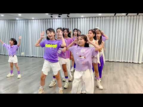 💥 Which team dances better? | SUBSCRIBE & VOTE #dance #viral #trending #video