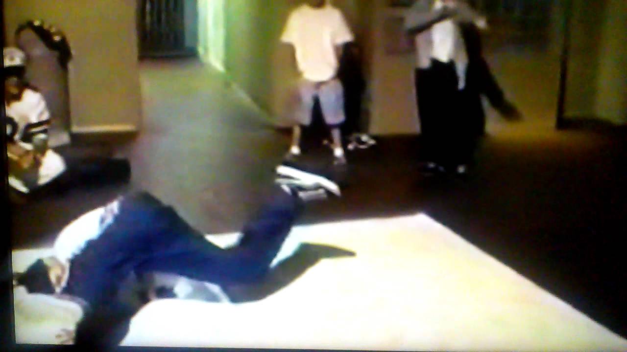 The Art Of Bboying/ Bgirl Beta & Bboy Zemekz pt1