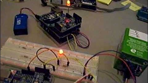 03 - 2xArduinos_2xXBee_1xPIR_1xEthernet.ASF