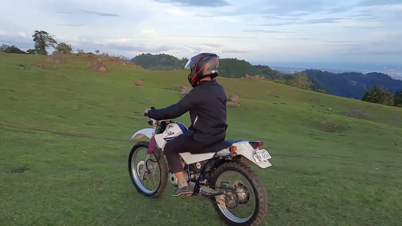 Classic Yamaha Serow XT 225 Test drive to Trail