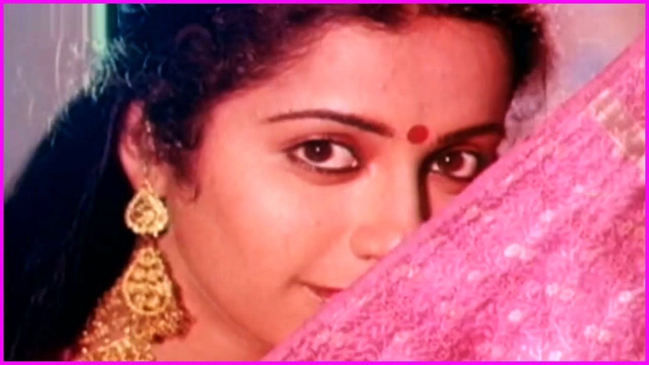 Sobhan Babu And Suhasini Love Scenes - Mr Bharath Telugu Movie Scenes