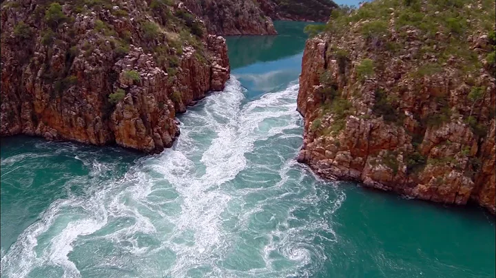 The WILDEST boating scene you'll ever see (Horizon...