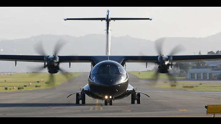 Livestream at Wellington airport with Kev
