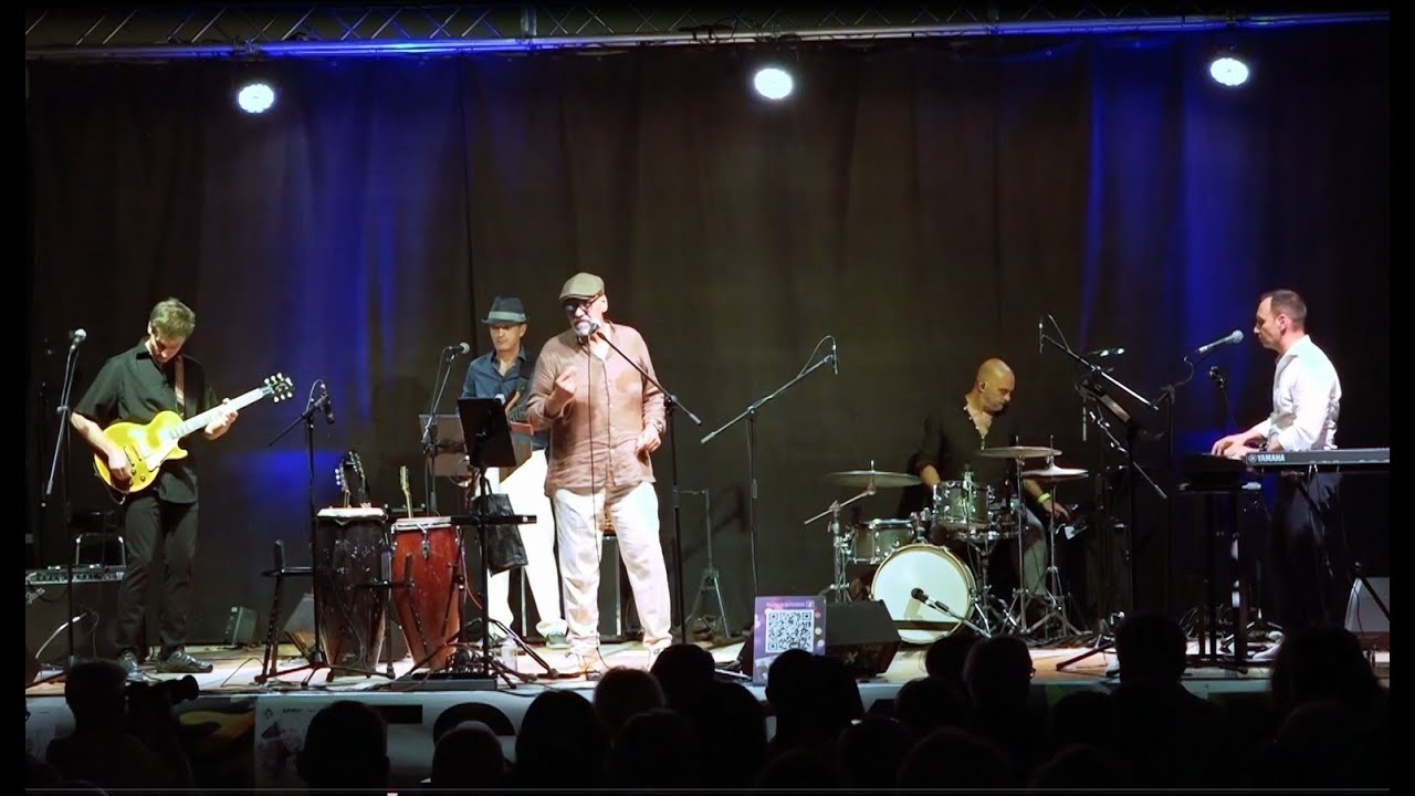 IT'S ONLY A PAPER MOON - UNFORGETTABLE NAT KING COLE - THE SHOW -  FEAT. SWING EXCETERA