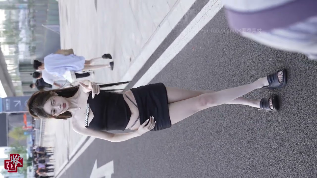 粥粥酱/2025成都国际车展/Chengdu Auto Salon / 레이싱모델/ Beautyleg Racing Model/ビューティ 02