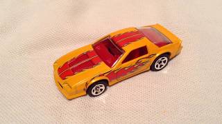 Hot Wheels 1985 Chevrolet Camaro IROC-Z (2018 Target Exclusive HW Throwback Series)
