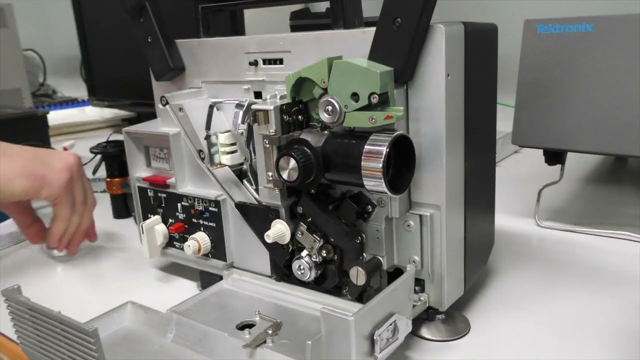 The "Universidad de Alicante" digitizes Super 8 sound film with FILM-DIGITAL equipment.