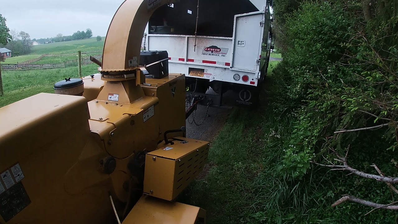 Vermeer BC 1000XL chipper Walk-around and startup!