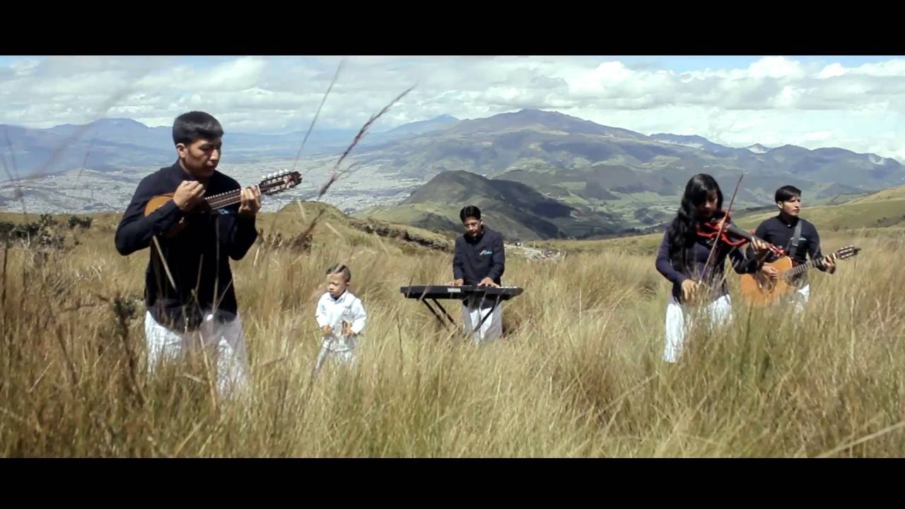 Santo Santo - Esdras (Vídeo Oficial)