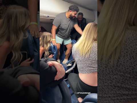 This tiny creature scared all of them  in the plane