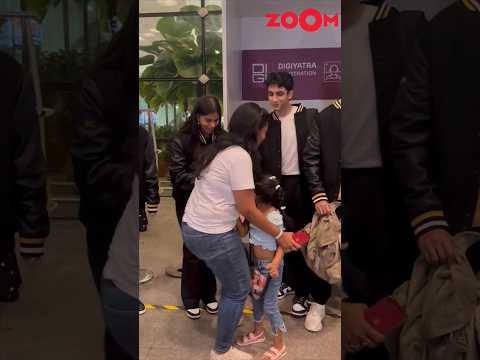 Suhana Khan's CUTE gesture for a fan while posing with Archies team at the airport 😍 | #shorts