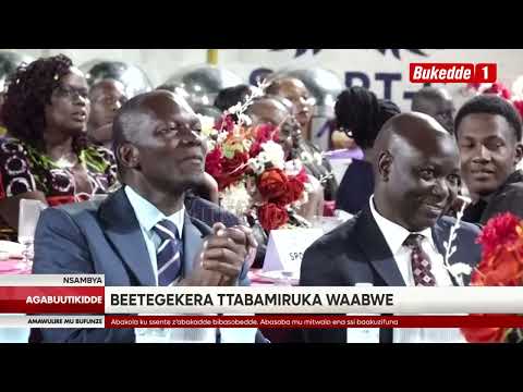 Agabuutikidde Abavubuka abasoba mu 300000 baakwetaba mu lukungaana lwaabwe oluyitibwa National You