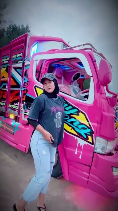 story'wa 30 detik cinematik ladies truk cantik truk yang viral#viralvideo #shorts #trukkontes #pypシ