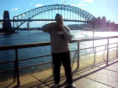 Video: Fuata Sydney Harbour Bridge Tembea
